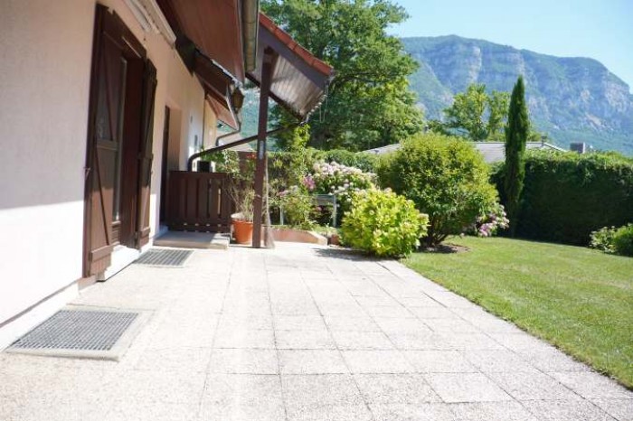 Einfamilienhaus zu vermieten in Veyrier Genf